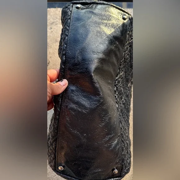 CHANEL  Rock In Moscou black textured tote. - Picture 8 of 8